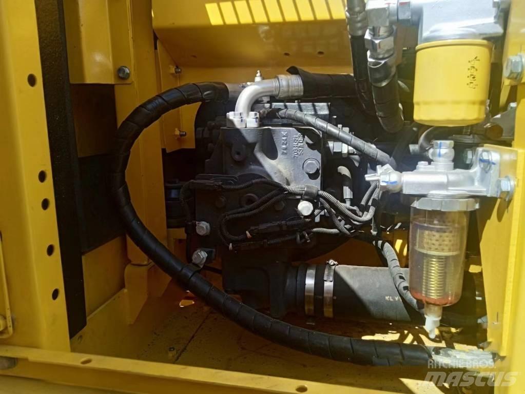 Komatsu PC130-7 Crawler Excavators