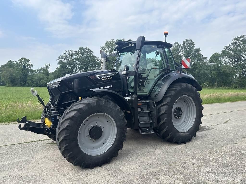 Deutz-Fahr 7250TTV Tractors