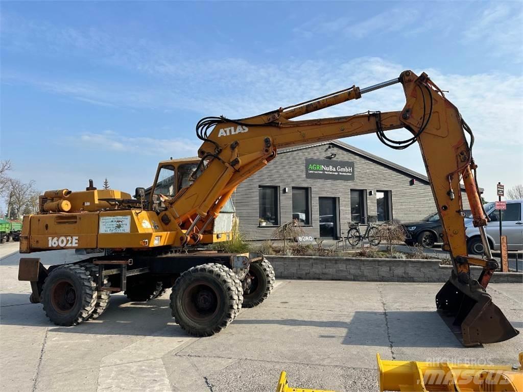 Atlas 1602E Wheeled Excavators