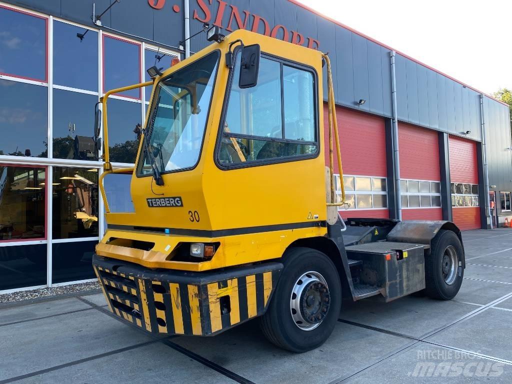 Terberg YT 222 Shunt Trucks