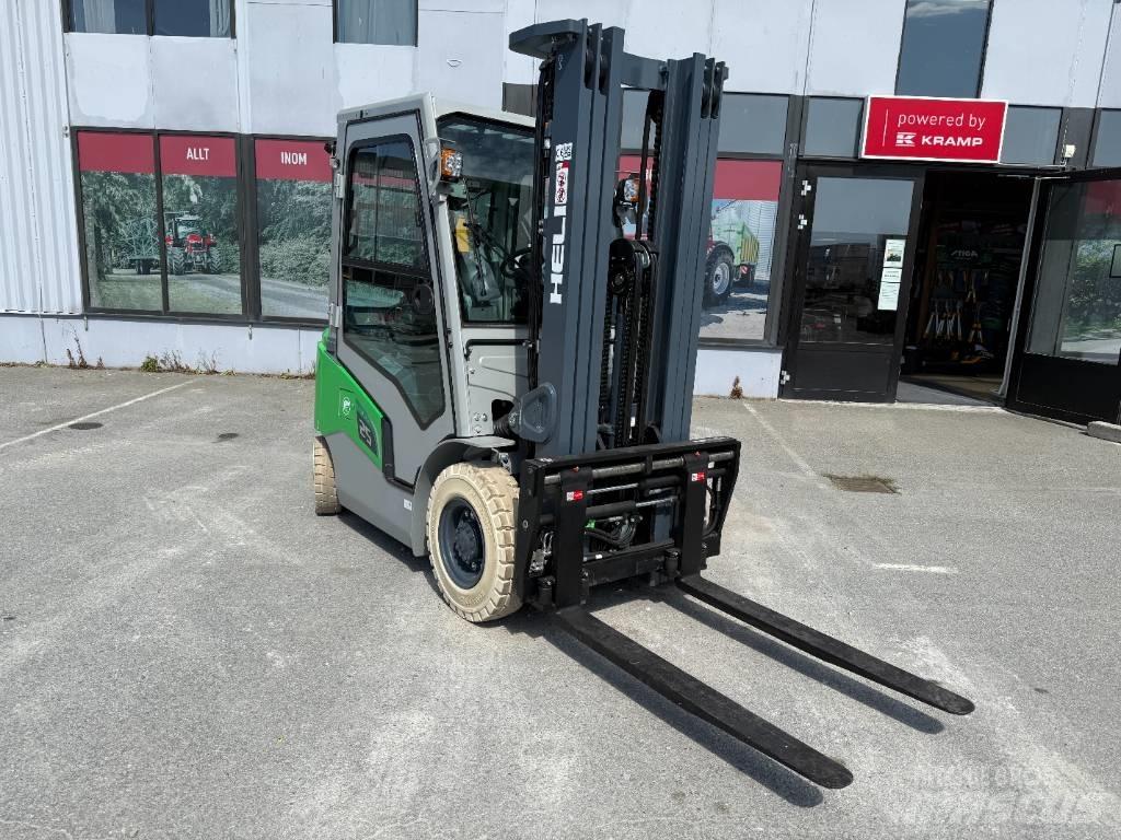 Heli 25 Electric Forklifts