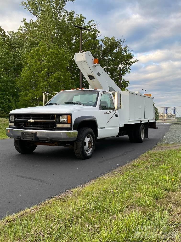 Chevrolet K3500 Pickup Trucks