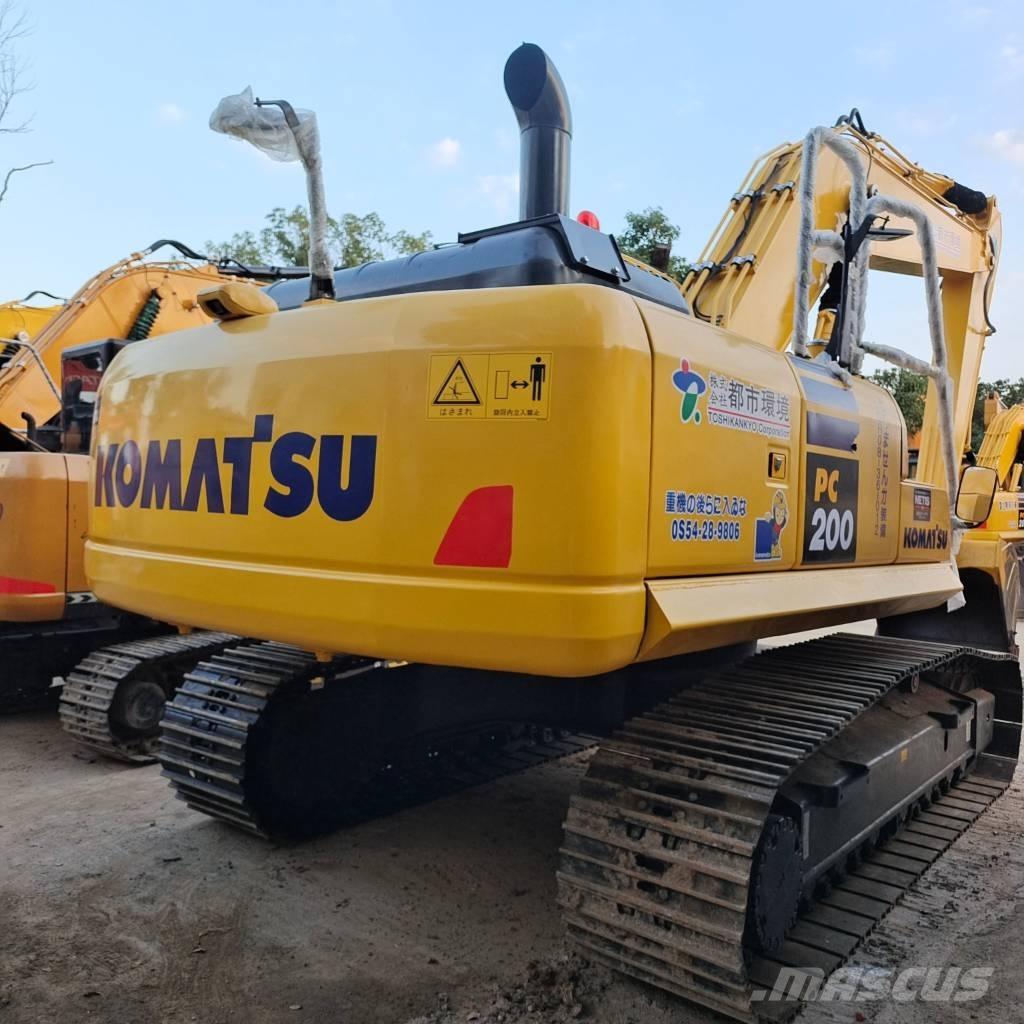 Komatsu PC 200 Crawler Excavators