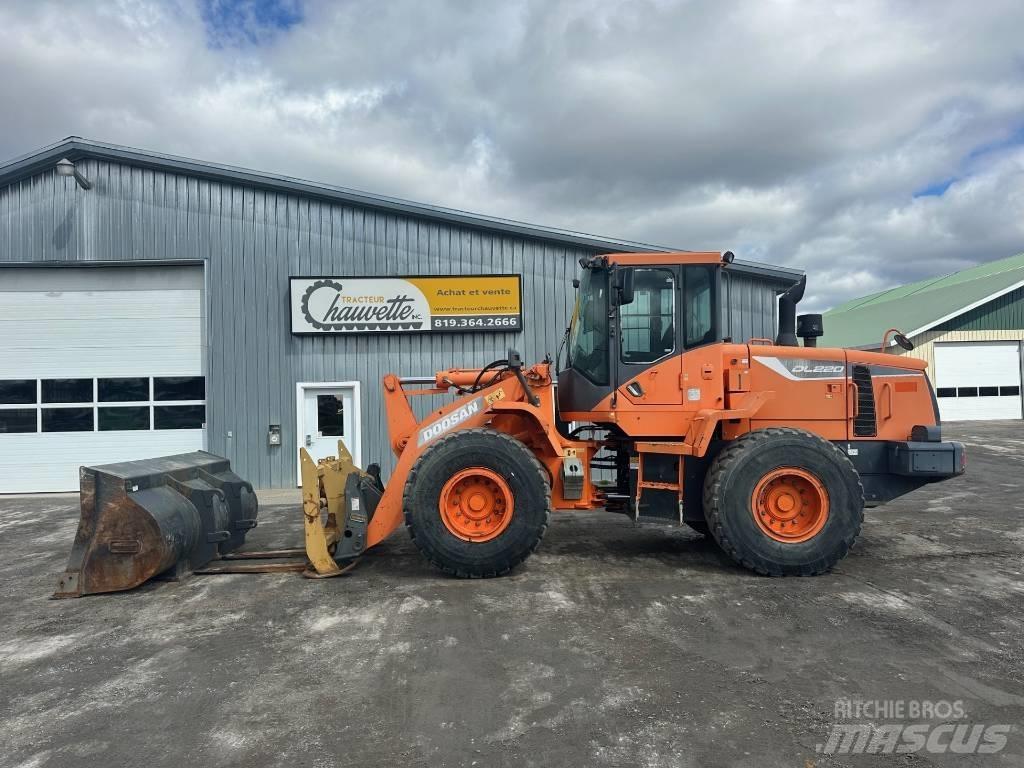 Doosan DL220-5 Wheel Loaders