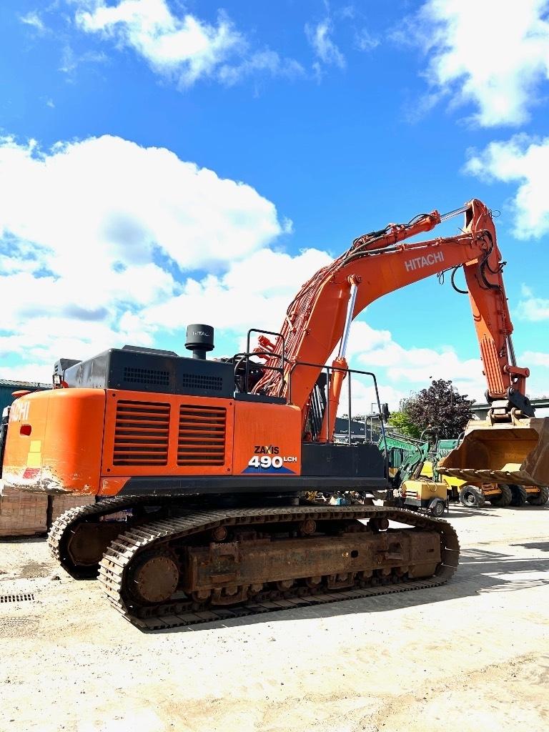Hitachi 490 LCH-6 Crawler Excavators