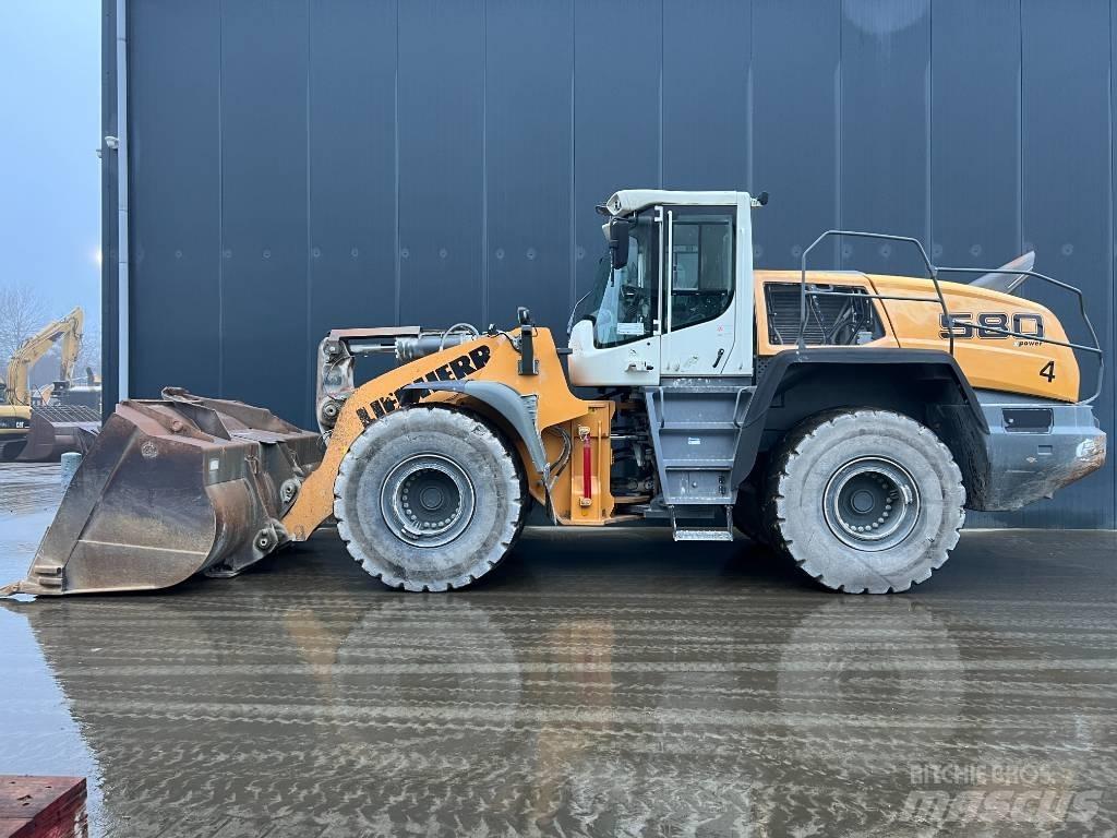 Liebherr L580 Wheel Loaders