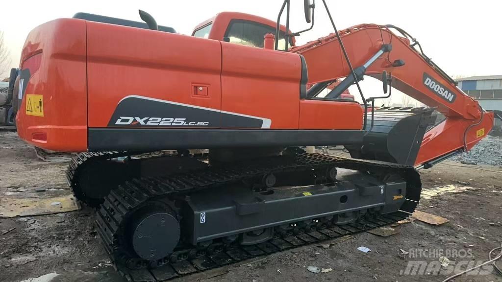 Doosan DX 225 LC Crawler Excavators