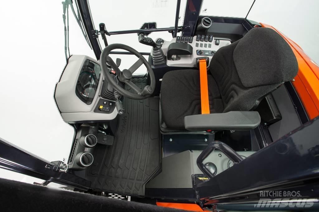 Kubota R 090 Wheel Loaders