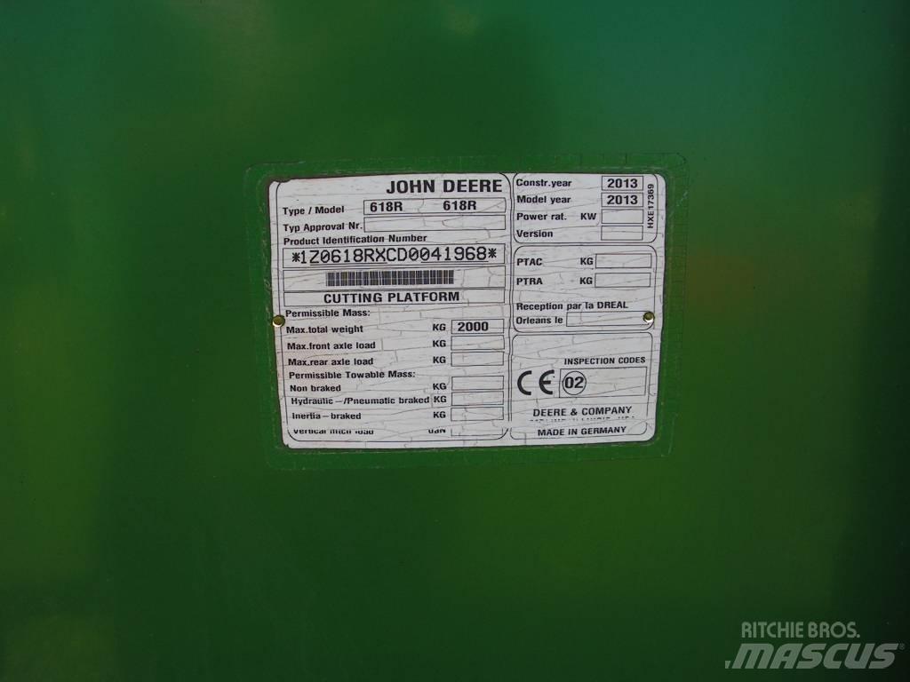 John Deere 618 R Harvester Headers