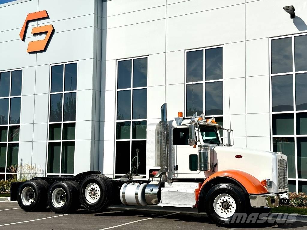 Peterbilt 367 Conventional Trucks / Tractor Trucks