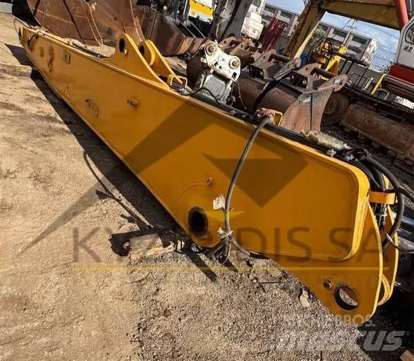 Liebherr R936 3.90m Booms and dippers