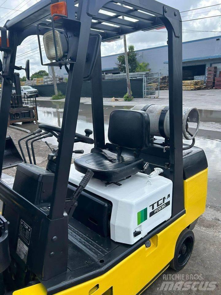 TCM FCG30T7T Container Handlers