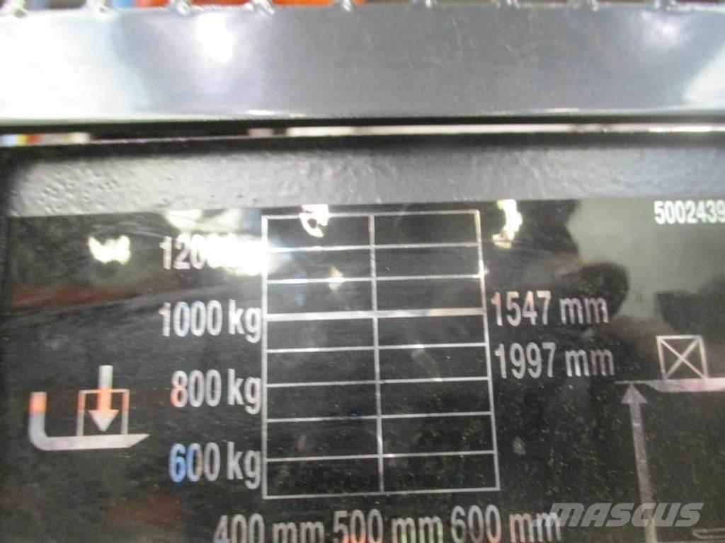 Linde L 10 Pedestrian stacker