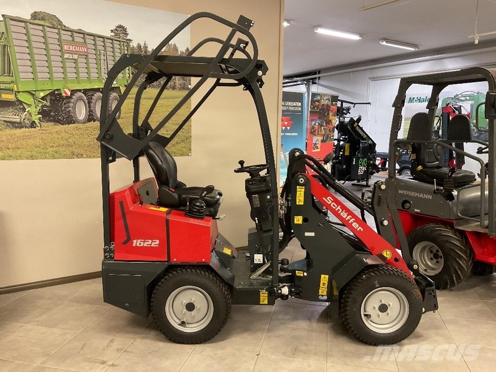 Schäffer 1622 FE Multi purpose loaders