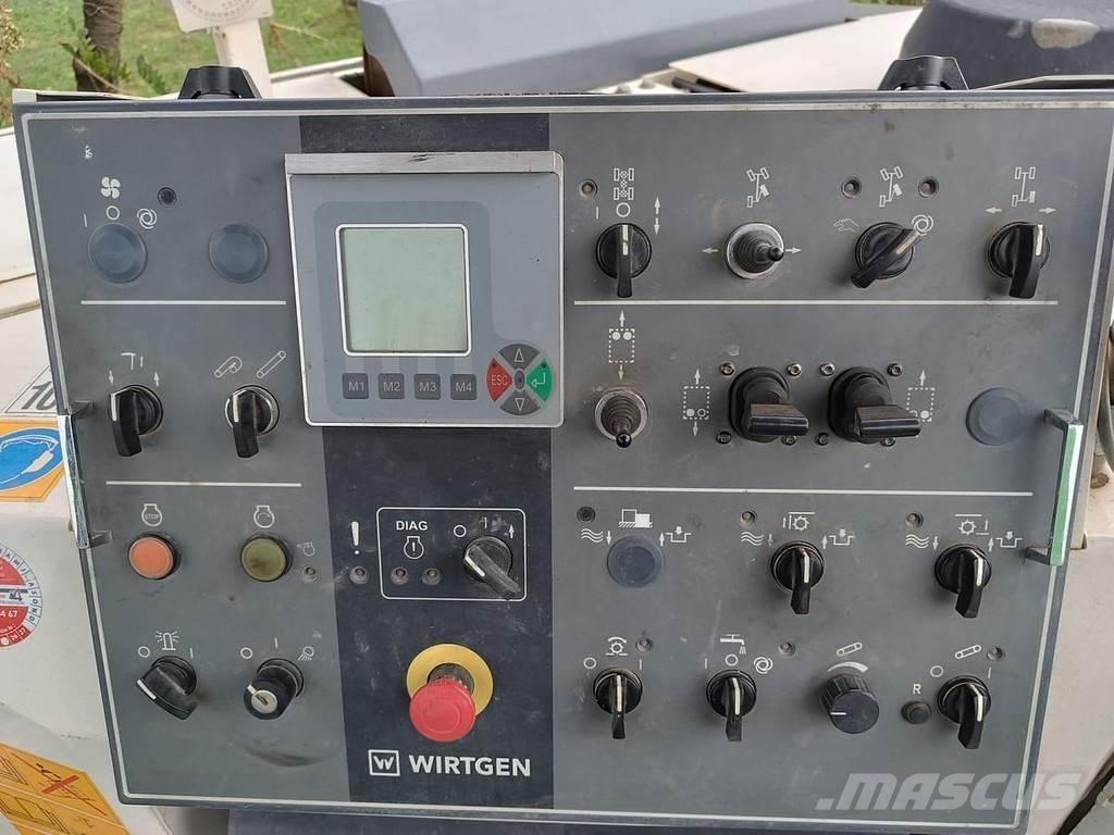 Wirtgen W100 Fi Concrete Block Machines
