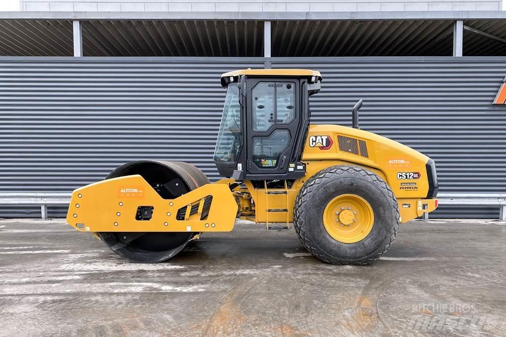 CAT CS-12 GC Single drum rollers