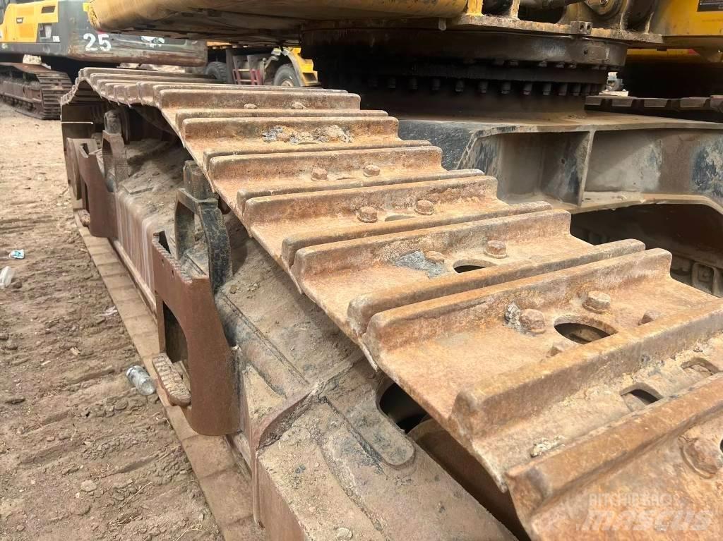 CAT 340D2L Crawler Excavators
