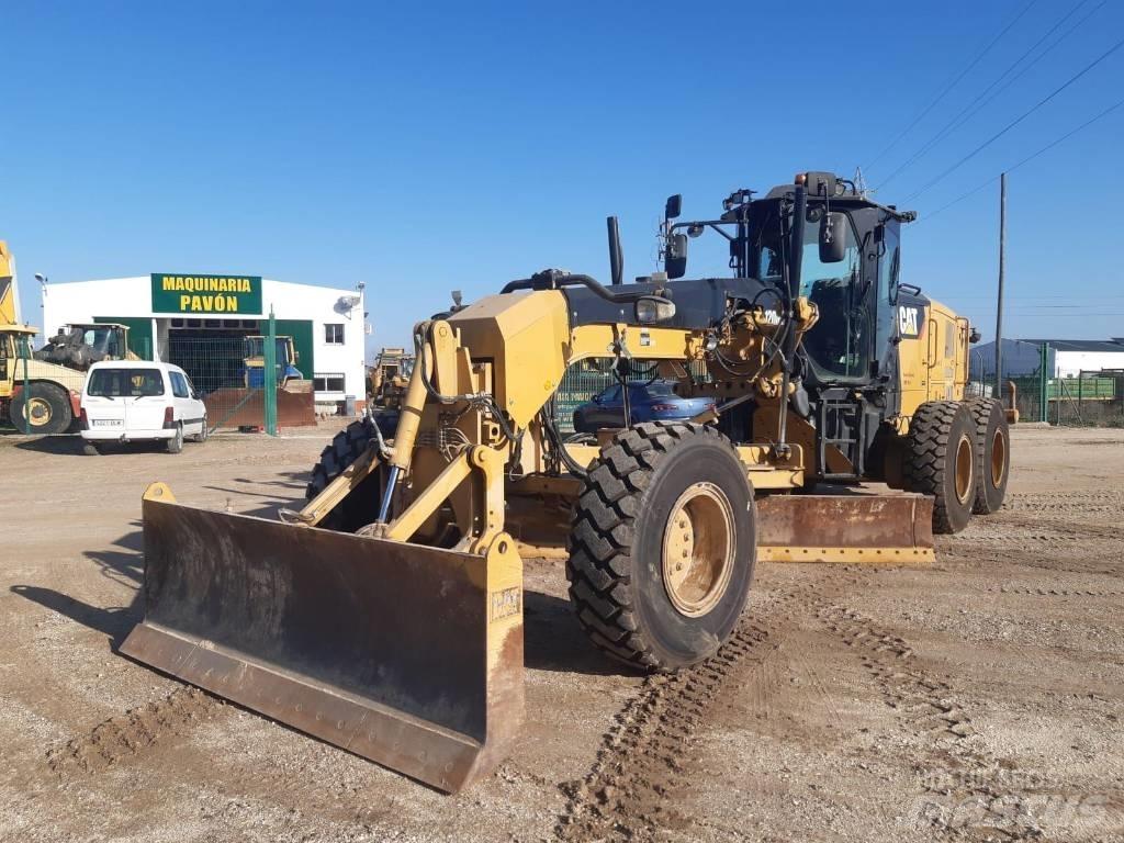 CAT 120 M 2 Motor Graders