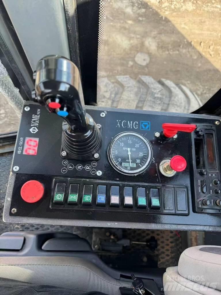 XCMG GR 2153 Motor Graders
