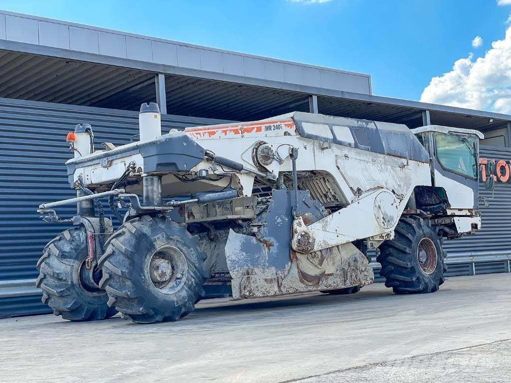 Wirtgen WR 240I Asphalt Recycling Equipment