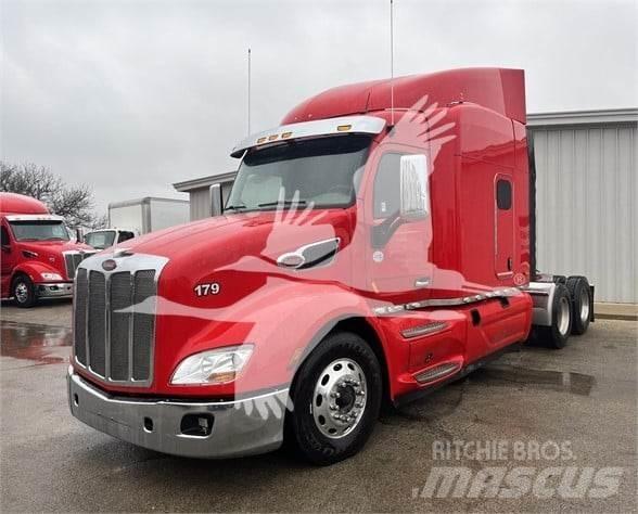 Peterbilt 579 Conventional Trucks / Tractor Trucks