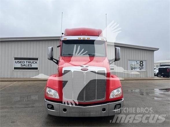 Peterbilt 579 Conventional Trucks / Tractor Trucks