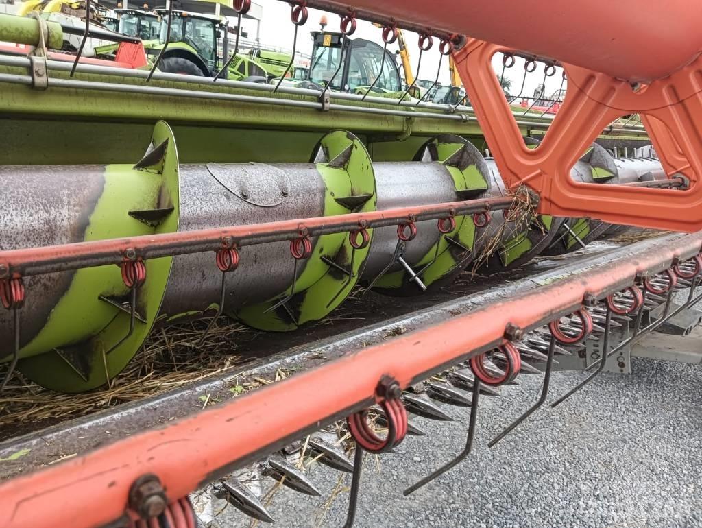 CLAAS C 750 Harvester Headers