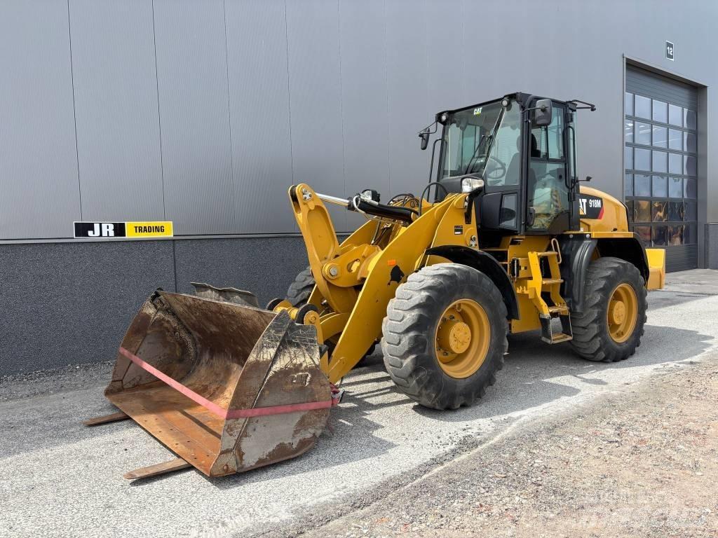 CAT 918 M Wheel Loaders