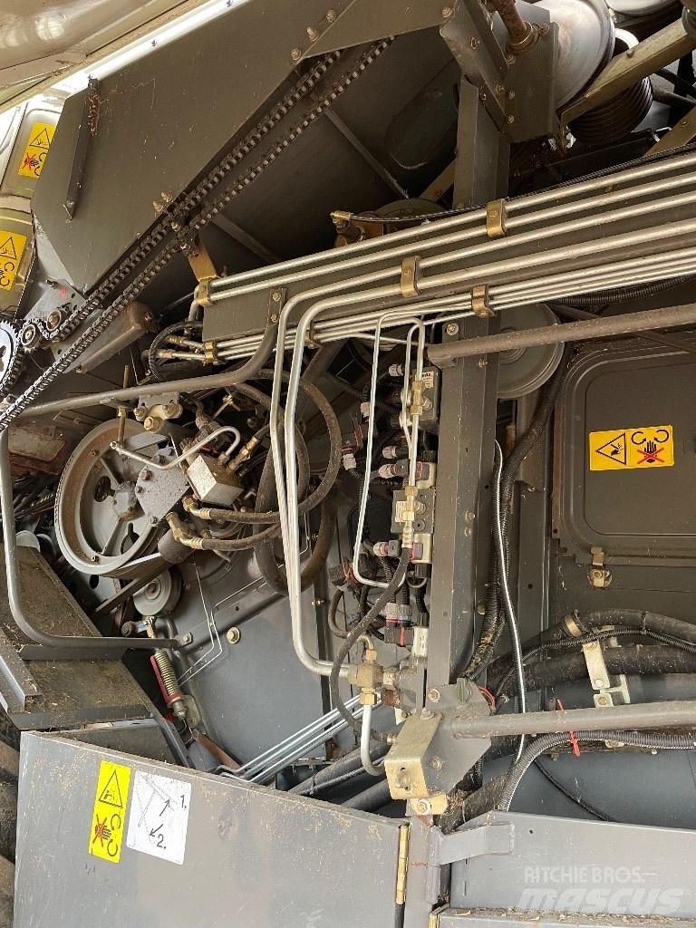 CLAAS Lexion 480 Combine Harvesters