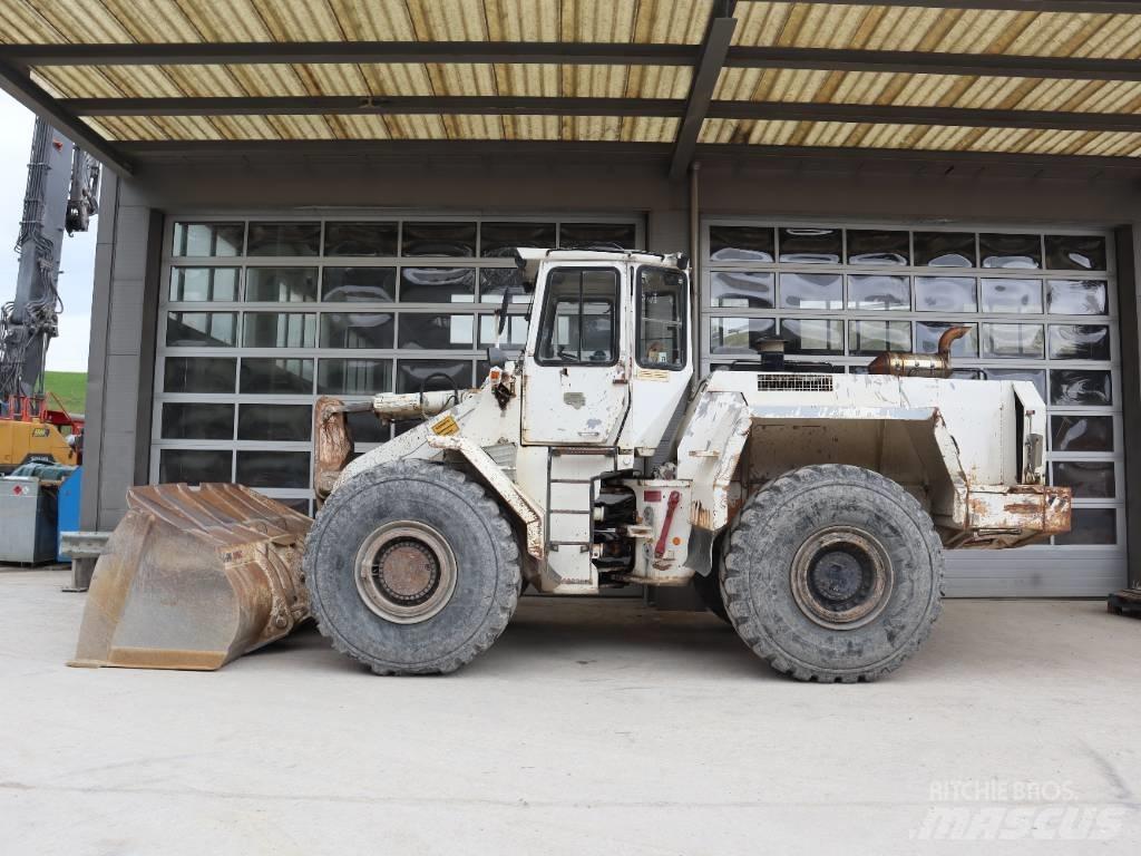 Liebherr L 551 Wheel Loaders
