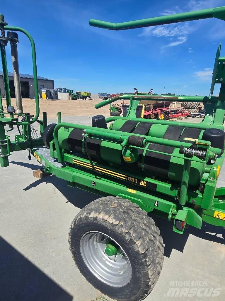 McHale Type 991 BC Bale Wrappers