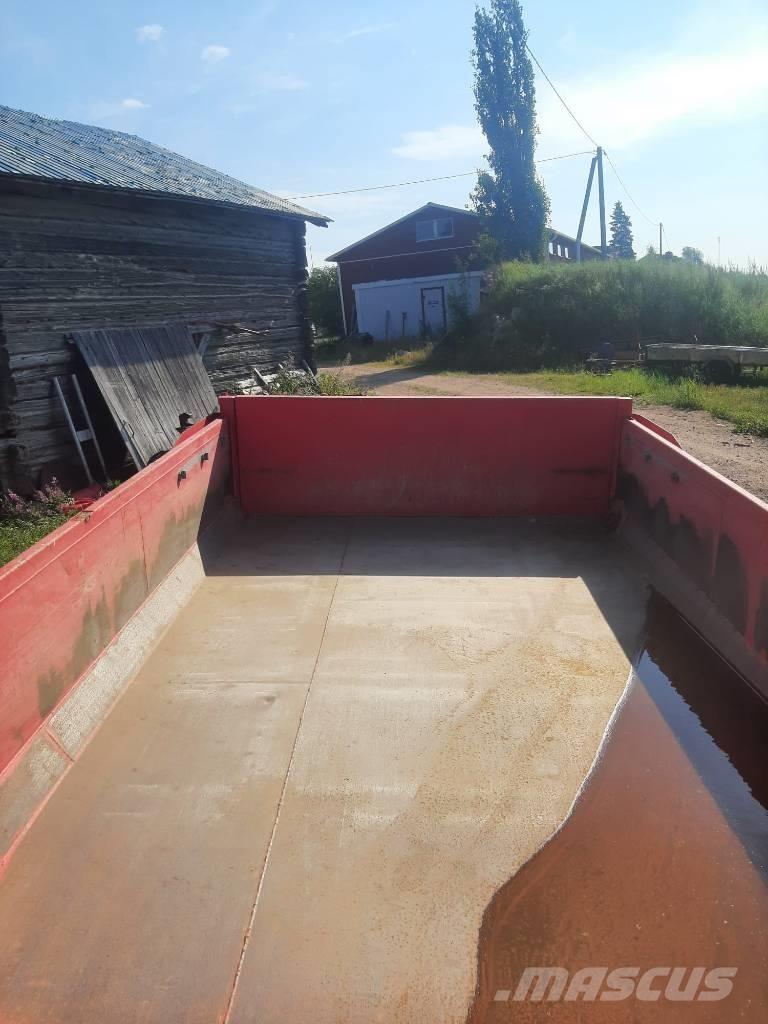 Kire Steel 10 Dump trailers