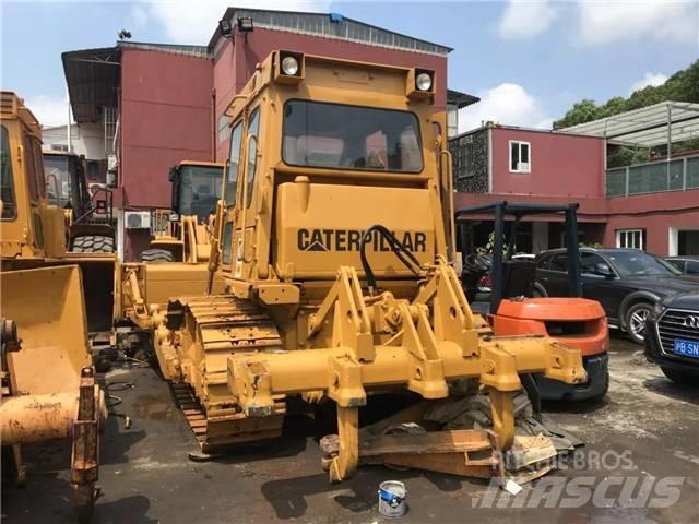 CAT D6D Crawler dozers