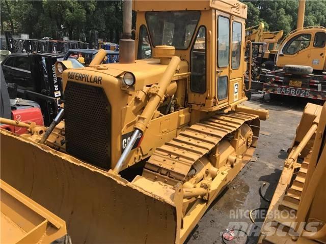 CAT D6D Crawler dozers