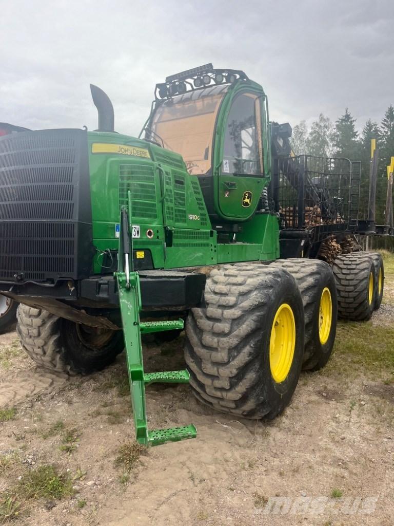 John Deere 1910G Forwarders