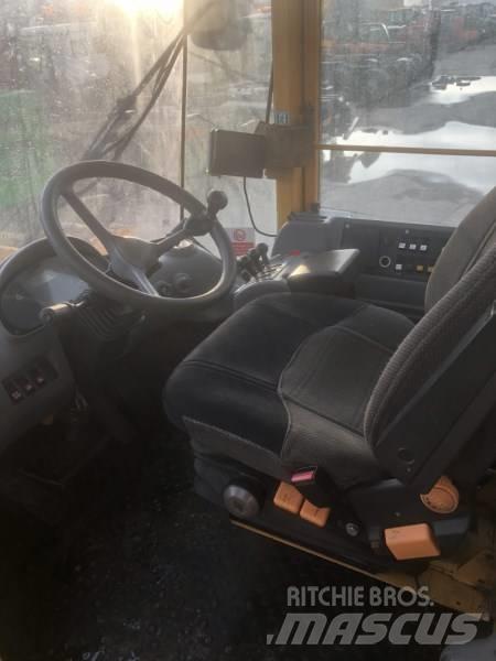 Volvo L 110 E Wheel Loaders
