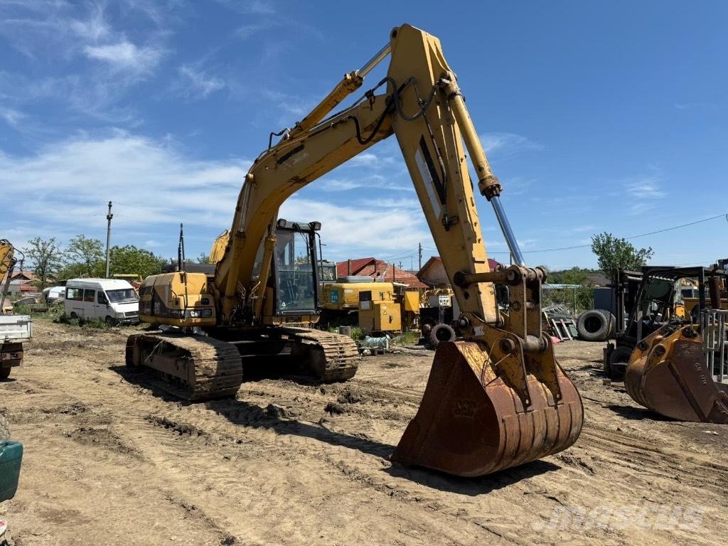 CAT 318 Chassis and suspension
