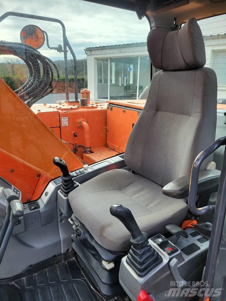 Doosan DX 140 LCR-3 Crawler Excavators