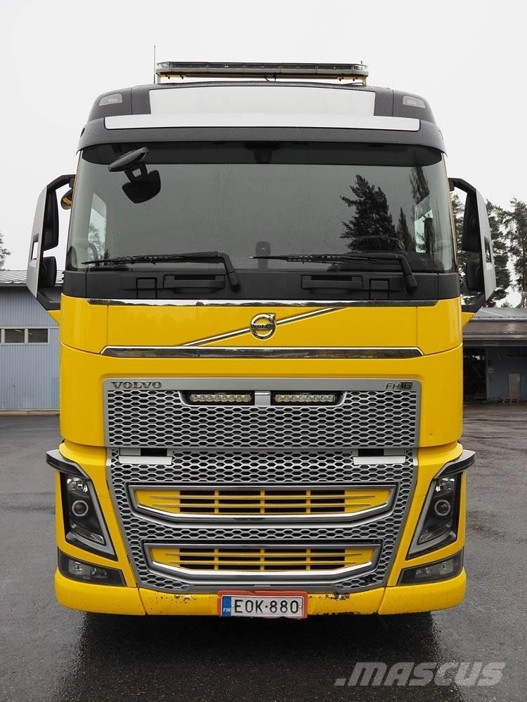 Volvo FH16 Wood Chippers