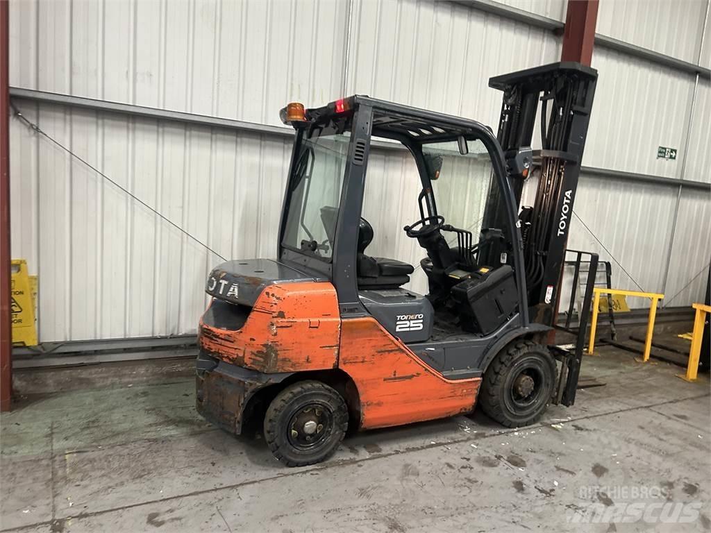 Toyota 02-8FDF25 Diesel Forklifts