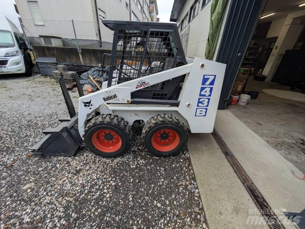 Bobcat 743 B Skid Steer Loaders