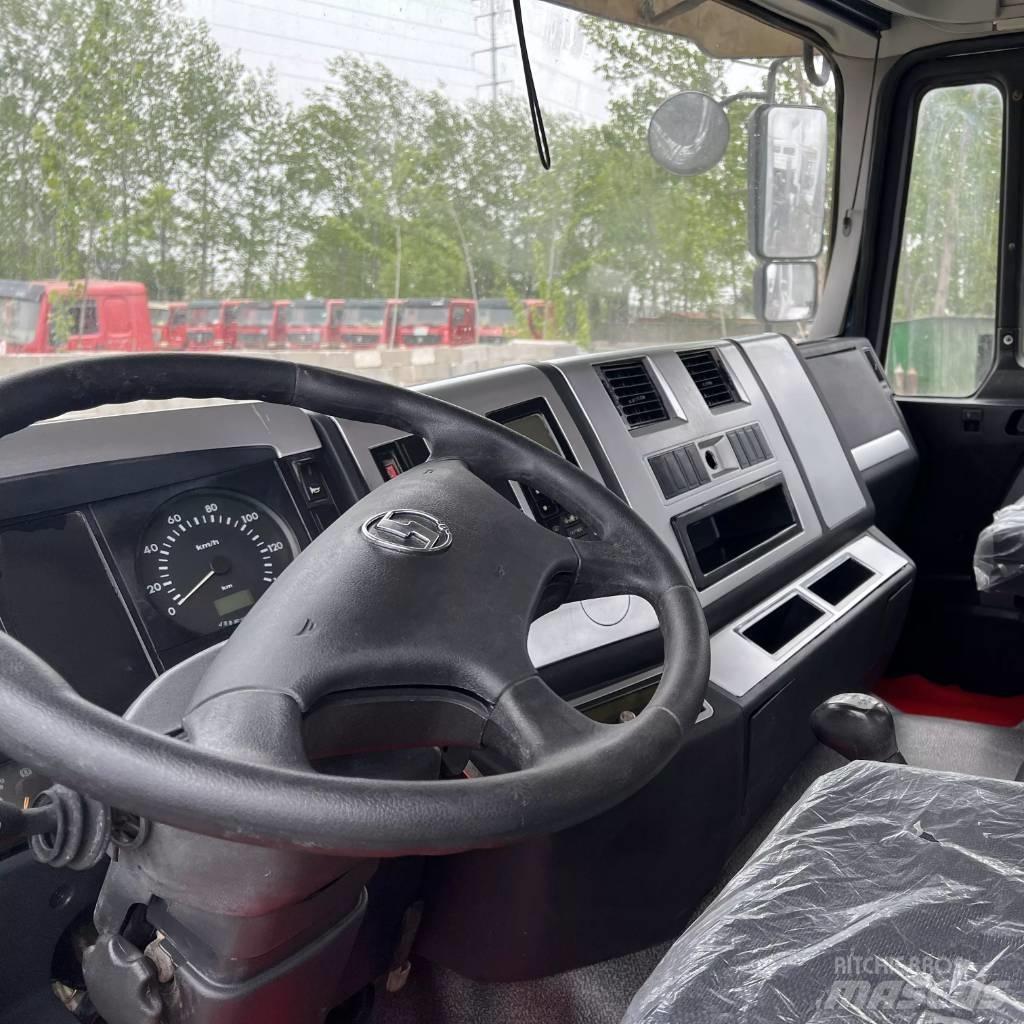 Shacman F3000 6x4 Conventional Trucks / Tractor Trucks