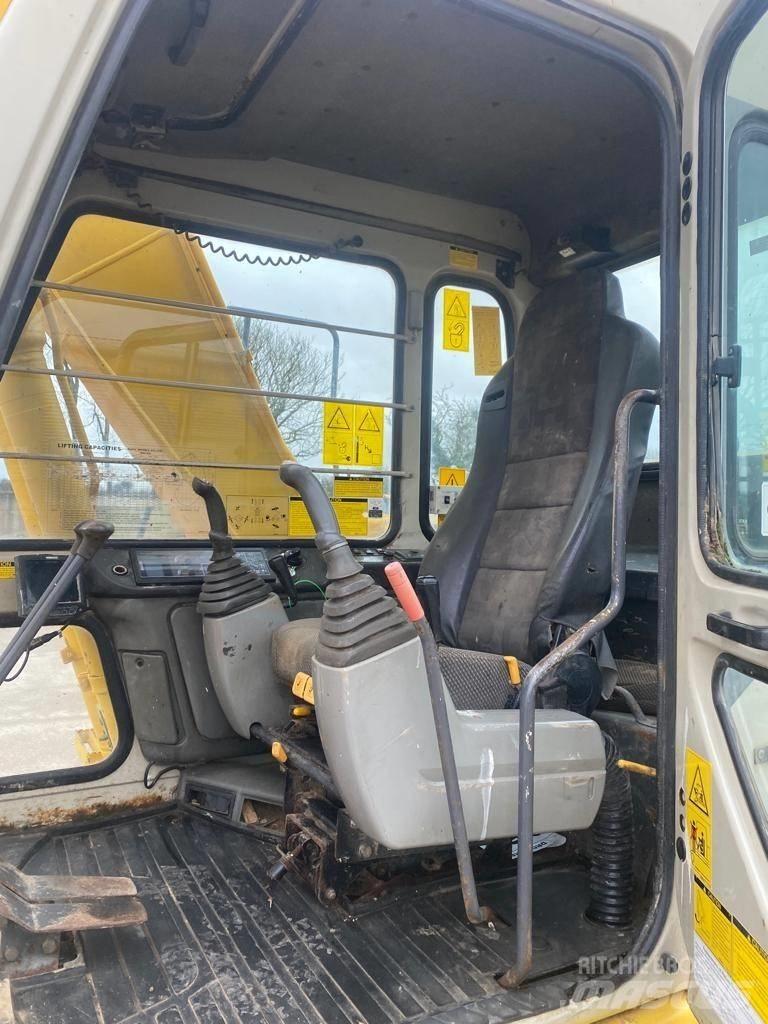 Kato HD 512 V Crawler Excavators