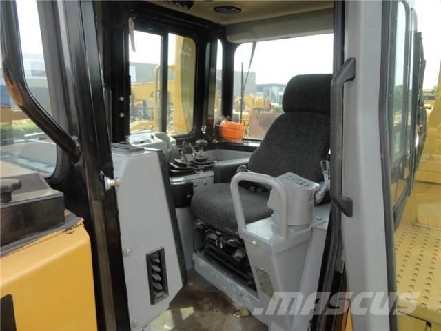 CAT D 8 R Crawler dozers