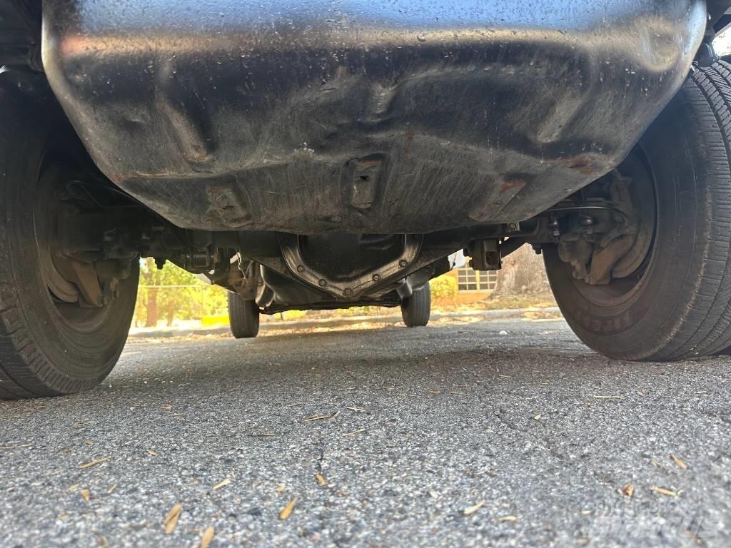 Chevrolet 3500 Dump Trucks