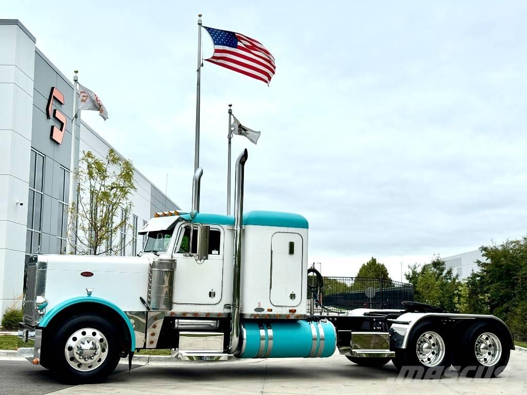 Peterbilt 379 Conventional Trucks / Tractor Trucks