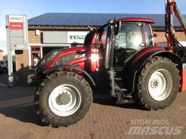 Valtra T174 VERSU Tractors