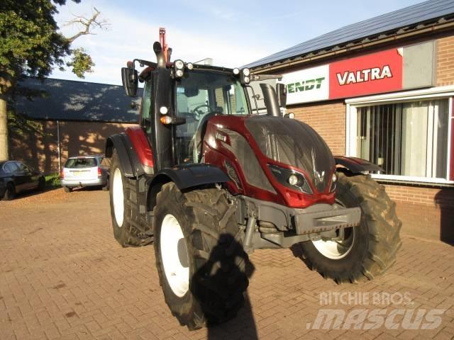 Valtra T174 VERSU Tractors