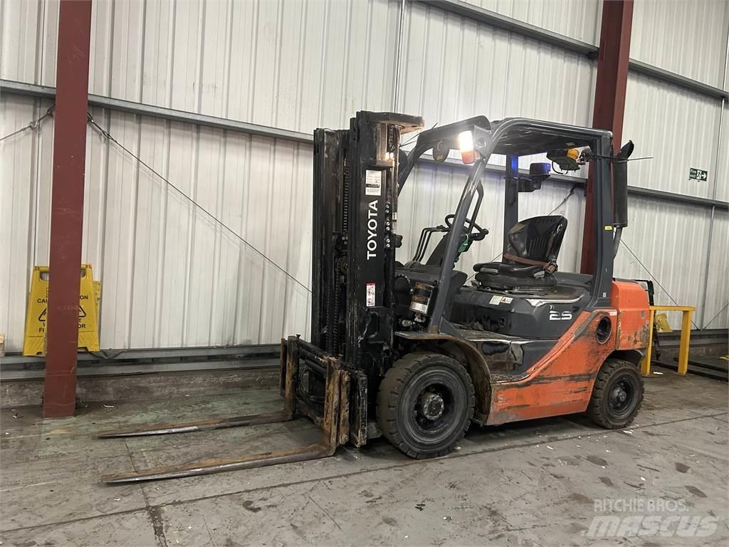 Toyota 02-8FDF25 Diesel Forklifts