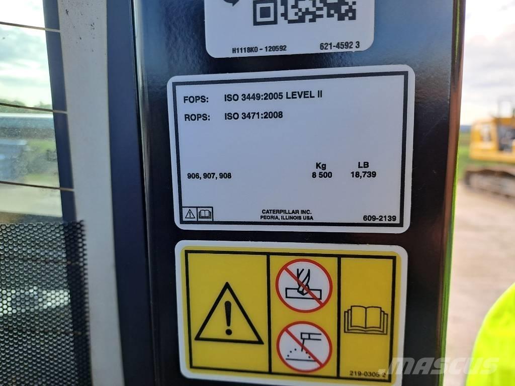 CAT 906 (Bucket + Forks) Wheel Loaders